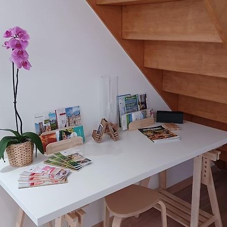 Gite "La Bulle De Lena" Avec Petit-Dejeuner Garage Et Parking Flavigny Ngoại thất bức ảnh