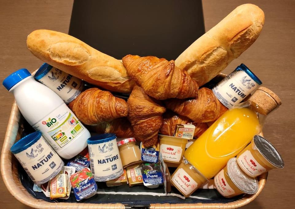 Gite "La Bulle De Lena" Avec Petit-Dejeuner Garage Et Parking Flavigny Ngoại thất bức ảnh